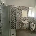 Apartment Be *